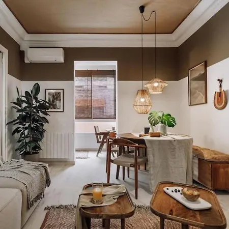 Zioba - 3 Bedroom And Balcony In Gracia *